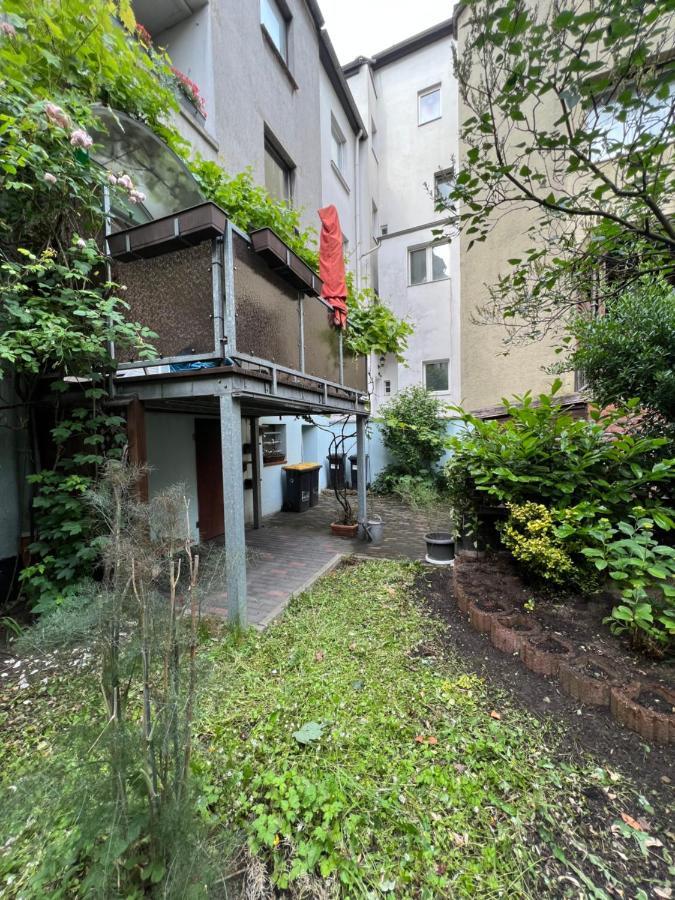 Duisburg Feelhome, Flughafen Nah,3-Schlafzimmer, Dusche Ebenerdig, Zentral, Wifi, Ground Floor Exterior foto