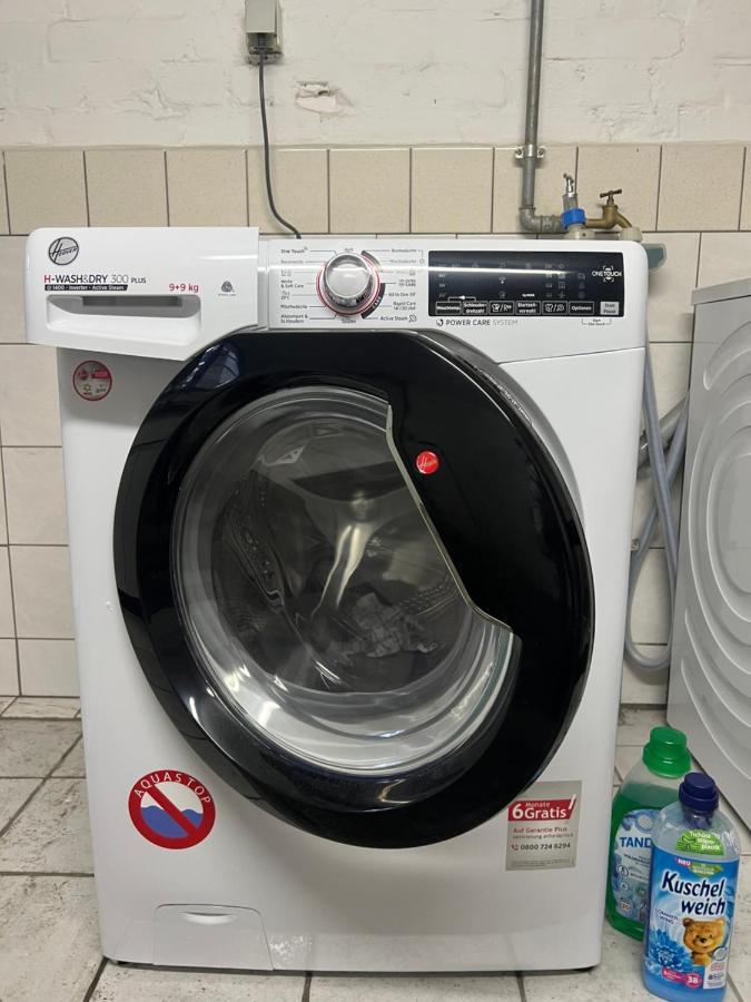 Duisburg Feelhome, Flughafen Nah,3-Schlafzimmer, Dusche Ebenerdig, Zentral, Wifi, Ground Floor Exterior foto