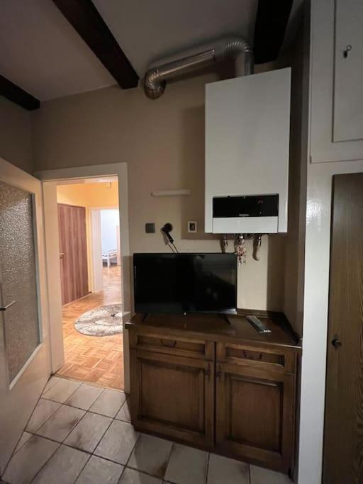 Duisburg Feelhome, Flughafen Nah,3-Schlafzimmer, Dusche Ebenerdig, Zentral, Wifi, Ground Floor Exterior foto